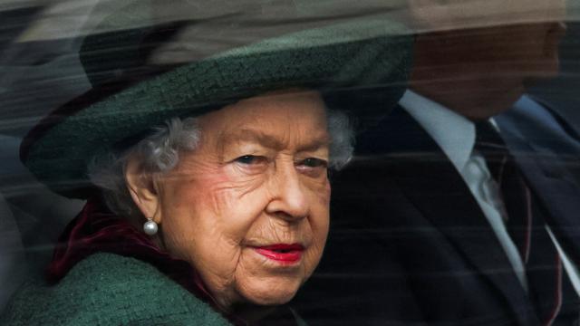 İngiltere Kraliçesi en fazla tahtta kalan 2. hükümdar oldu