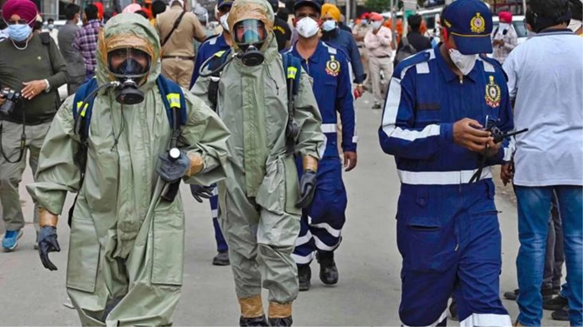 Hindistan'da fabrikadaki gaz sızıntısı nedeniyle 3'ü çocuk 11 kişi öldü