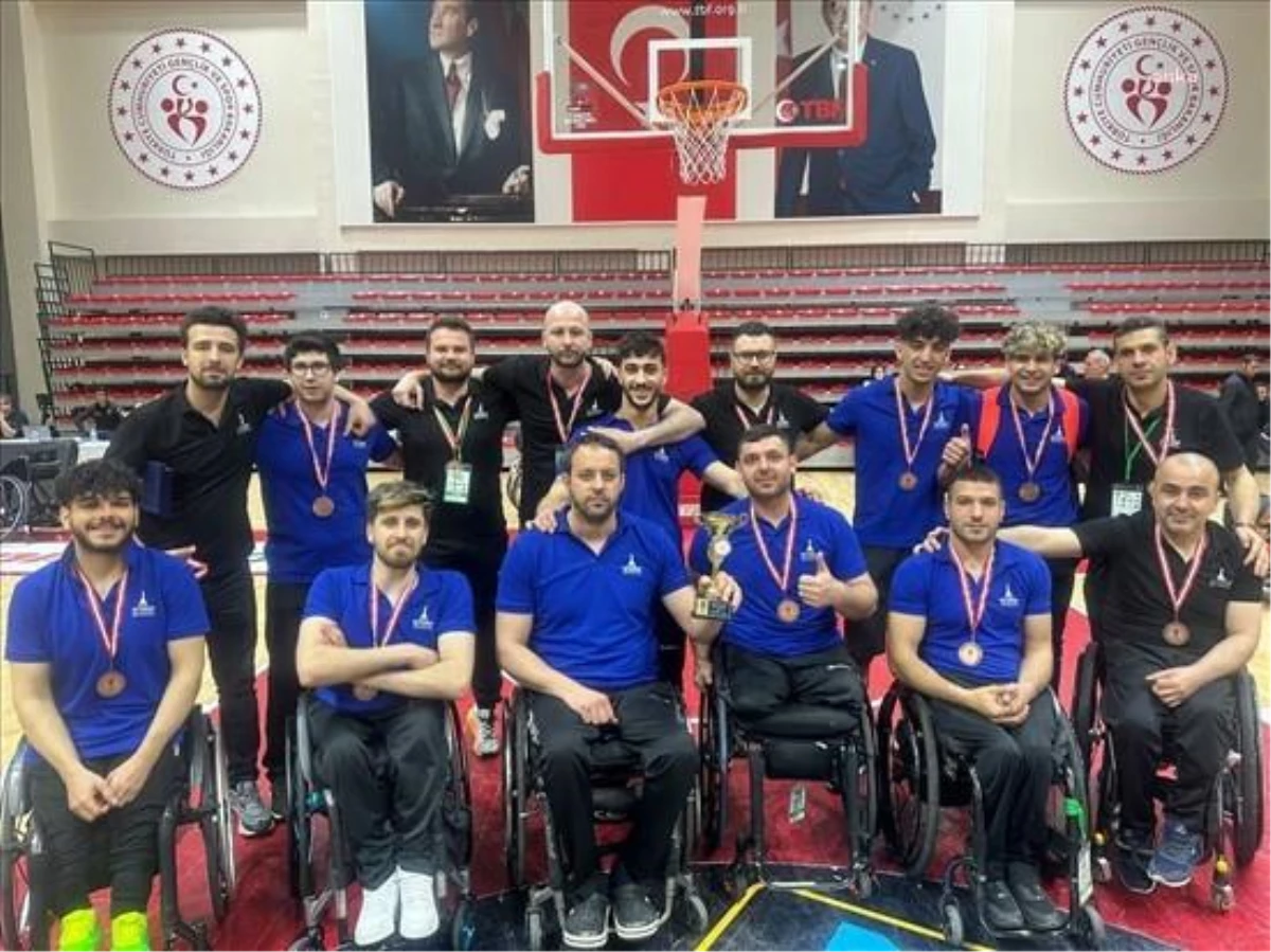 İzmir Büyükşehir Belediyesi Tekerlekli Sandalye Basketbol Grubu Avrupa Üçüncüsü Oldu