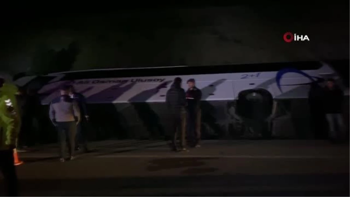 Sinop'ta yolcu otobüsü devrildi: 9 yaralı
