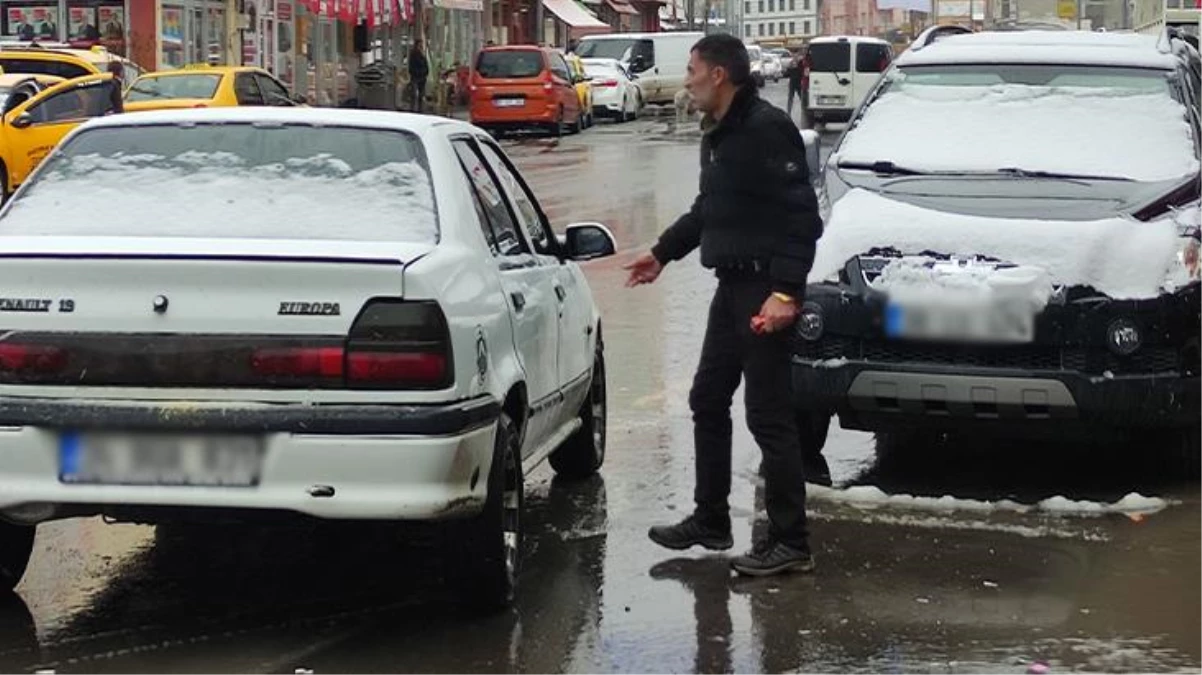 Sivas ve Ardahan'da mayıs ayının birinci gününde kar yağdı
